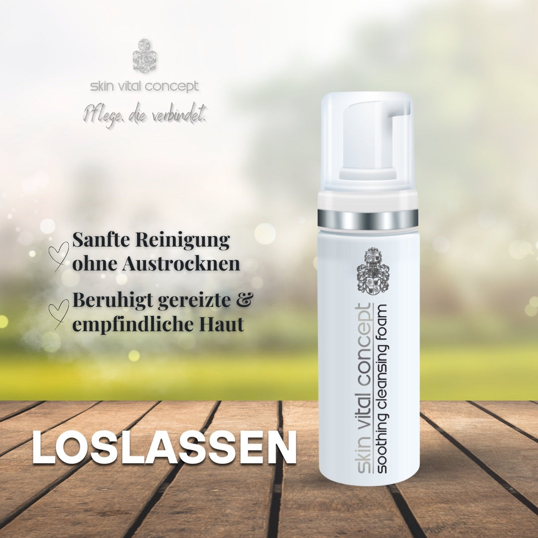 Sanfte Gesichtsreinigung bei empfindlicher Haut – beruhigend & klärend. Alttext: Reinigungsschaum mit dem Wort "Loslassen".